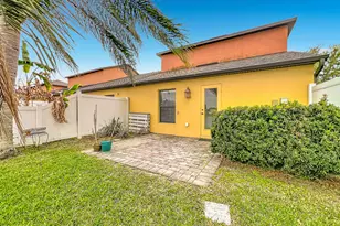 1055 Luminary Cir, Melbourne, FL 32901 - Photo 44