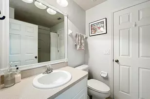 1055 Luminary Cir, Melbourne, FL 32901 - Photo 32