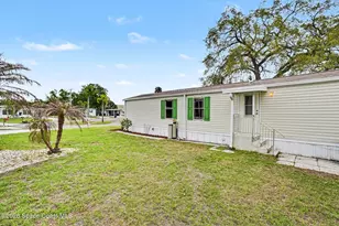 686 Sunrise Ct NE, Palm Bay, FL 32907 - Photo 24