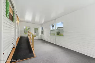 686 Sunrise Ct NE, Palm Bay, FL 32907 - Photo 28