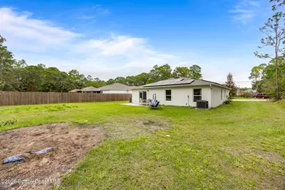 538 Ocean Spray Street SW, Palm Bay, FL 32908 - Photo 4