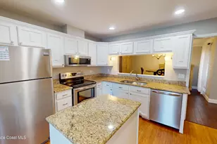 216 Country Club Dr, Melbourne, FL 32940 - Photo 8