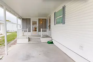 249 Kiwi Dr, Barefoot Bay, FL 32976 - Photo 2