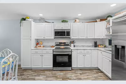 841 S Orlando Avenue, Cocoa Beach, FL 32931 - Photo 8
