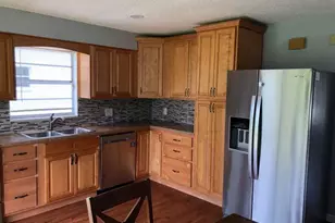 423 Count St, Melbourne, FL 32901 - Photo 4