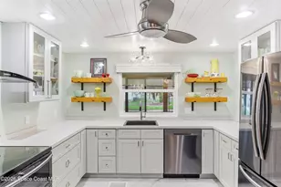 1427 Barefoot Cir, Barefoot Bay, FL 32976 - Photo 4