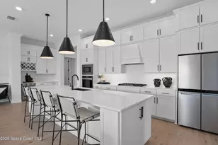 9108 Splashing Dr, Melbourne, FL 32940 - Photo 6