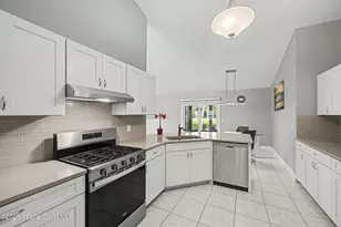 1320 Ambra Dr, Melbourne, FL 32940 - Photo 6