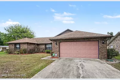 936 Hattaras Terrace SE, Palm Bay, FL 32909 - Photo 2