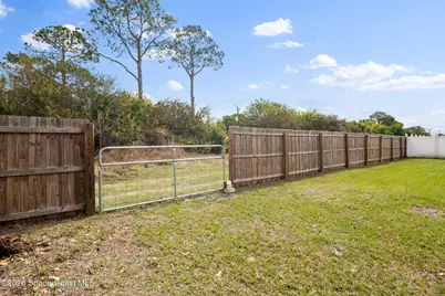 823 Lamplighter Drive NW, Palm Bay, FL 32907 - Photo 22