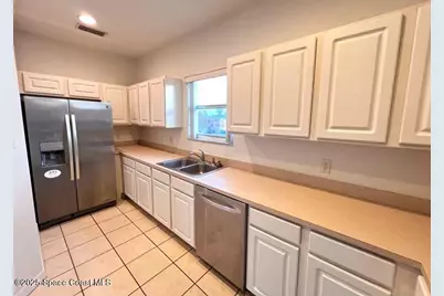860 S Orlando Avenue #3, Cocoa Beach, FL 32931 - Photo 6
