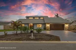 725 Puesta Del Sol Plaza, Indialantic, FL 32903 - Photo 1