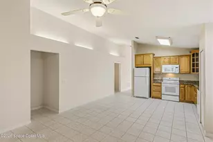 975 S Fork Cir, Melbourne, FL 32901 - Photo 10