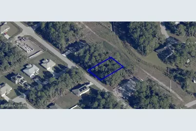 1067 Harlingen Road SW, Palm Bay, FL 32908 - Photo 2