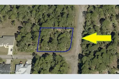 705 Kingfisher Street SW, Palm Bay, FL 32908 - Photo 2