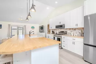 116 Oak Lake Rd, Melbourne, FL 32901 - Photo 14