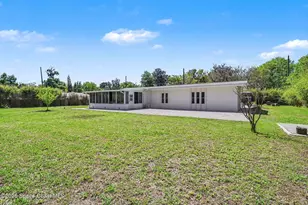 2207 Poinsettia Dr, Deland, FL 32724 - Photo 36