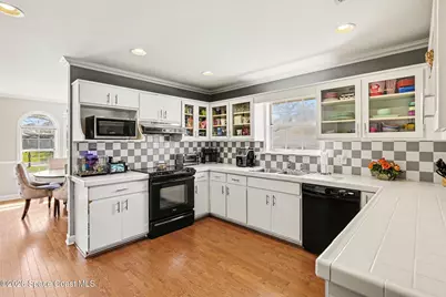 974 Citrus Avenue NE, Palm Bay, FL 32905 - Photo 6