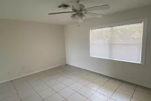 1642 Pine Hill Dr, Melbourne, FL 32935 - Photo 4