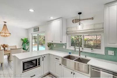 525 Bahama Drive, Indialantic, FL 32903 - Photo 10