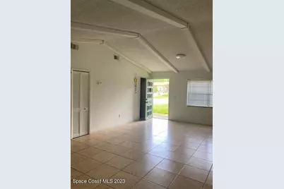 872 Americana Boulevard NW, Melbourne, FL 32907 - Photo 2