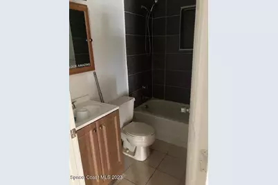 872 Americana Boulevard NW, Melbourne, FL 32907 - Photo 6