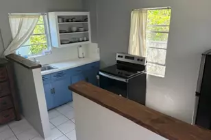 2179 Pineapple Ave, Melbourne, FL 32935 - Photo 4