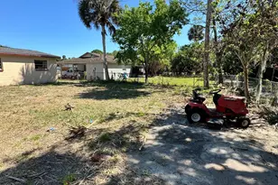 305 Cherry Laurel Ave, Cocoa, FL 32926 - Photo 14