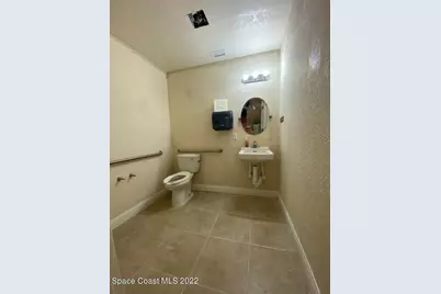 230 E Merritt Island Causeway #104, Merritt Island, FL 32952 - Photo 8