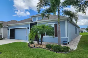 731 Corbin Cir SW, Palm Bay, FL 32909 - Photo 2