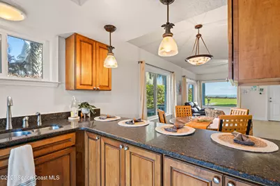 1321 S Miramar Avenue #4, Indialantic, FL 32903 - Photo 12