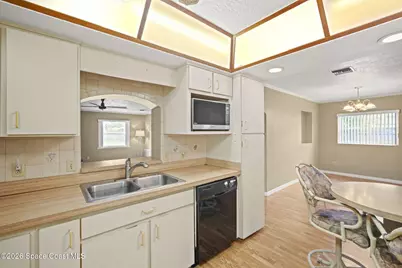 185 Moore Avenue, Merritt Island, FL 32952 - Photo 10