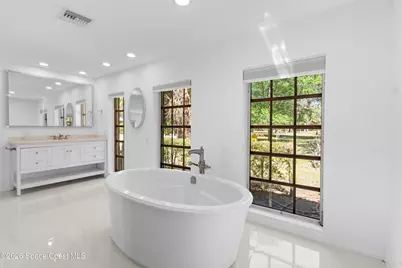 6235 4th Street, Vero Beach, FL 32968 - Photo 18