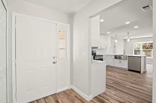 598 Consolata Ave NW, Palm Bay, FL 32907 - Photo 6