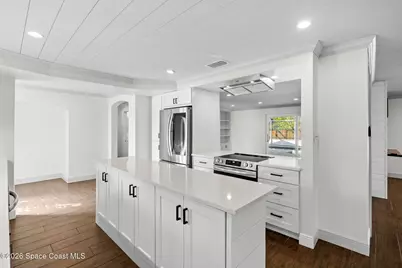 974 Shannon Avenue, Indialantic, FL 32903 - Photo 18