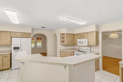 693 W Pine Road, Melbourne Village, FL 32904 - Photo 22