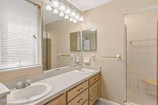 693 W Pine Rd, Melbourne Village, FL 32904 - Photo 12