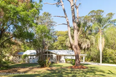 693 W Pine Road, Melbourne Village, FL 32904 - Photo 2