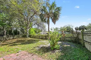 2556 Ventura Cir, Melbourne, FL 32904 - Photo 16