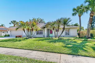 1825 Fox Bay Dr, Melbourne, FL 32934 - Photo 4