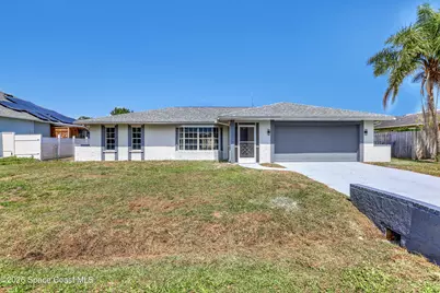 999 Castile Road SE, Palm Bay, FL 32909 - Photo 4