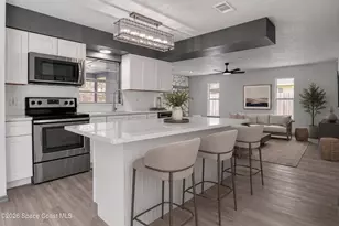 999 Castile Rd SE, Palm Bay, FL 32909 - Photo 16
