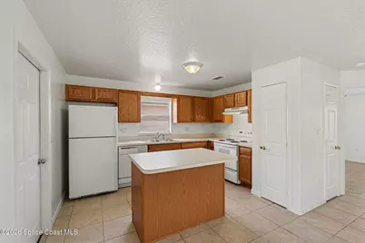 816 Angela Avenue #A & B, Rockledge, FL 32955 - Photo 6