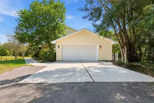 3050 Washingtonia Dr, Melbourne, FL 32934 - Photo 8