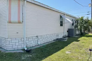 3012 Indian River Dr NE, West Melbourne, FL 32904 - Photo 36