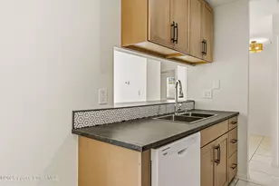 972 S Fork Cir, Melbourne, FL 32901 - Photo 10