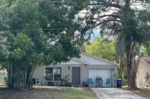 2542 22nd St, Sarasota, FL 34232 - Photo 1