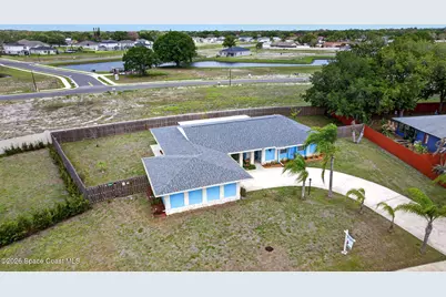 956 Waialae Circle NE, Palm Bay, FL 32905 - Photo 6