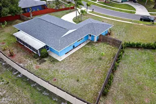 956 Waialae Cir NE, Palm Bay, FL 32905 - Photo 8