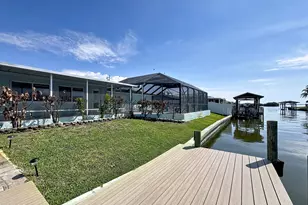 1707 Shore Dr, Merritt Island, FL 32952 - Photo 1